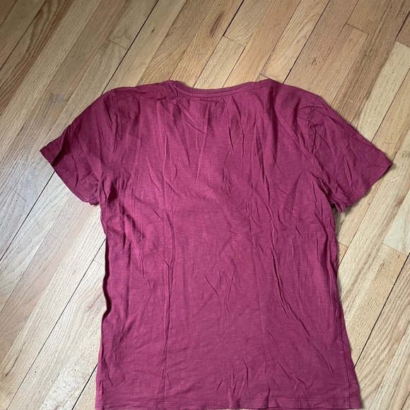 GAP Men’s Sz L Red Henley T-Shirt - Picture 3 of 3